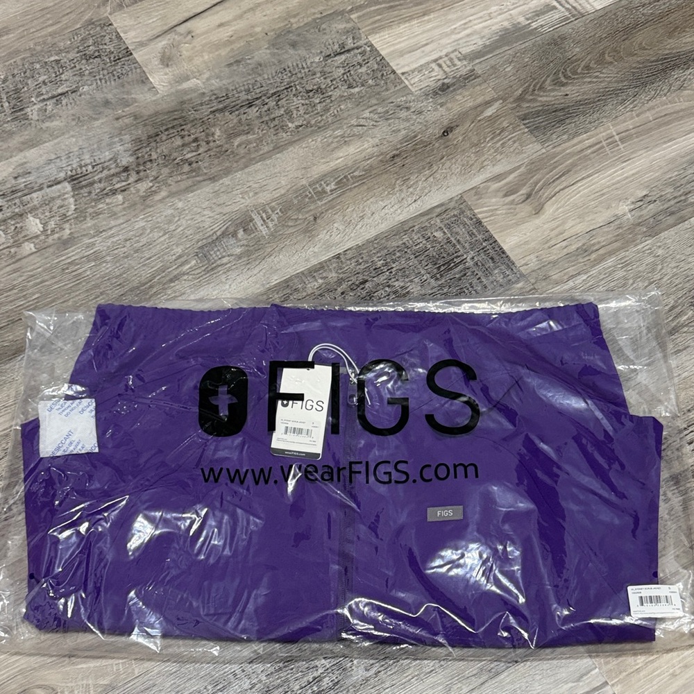 Figs digital grape small Sydney scrub jacket